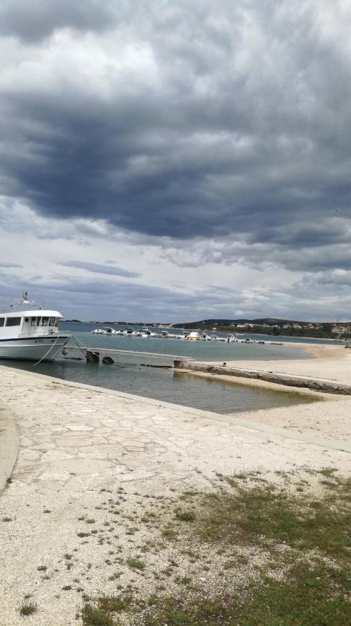 Apartmani Lukacic Biograd Na Moru Esterno foto