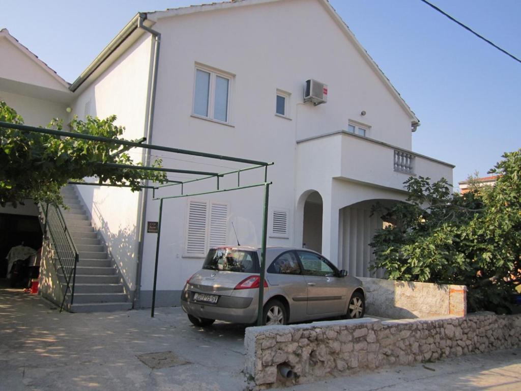 Apartmani Lukacic Biograd Na Moru Esterno foto