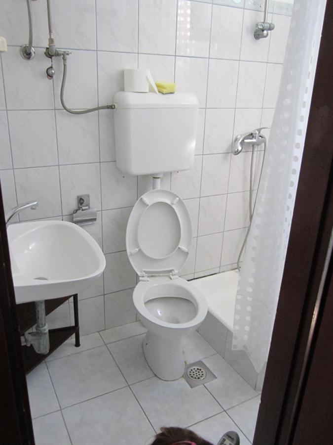 Apartmani Lukacic Biograd Na Moru Esterno foto