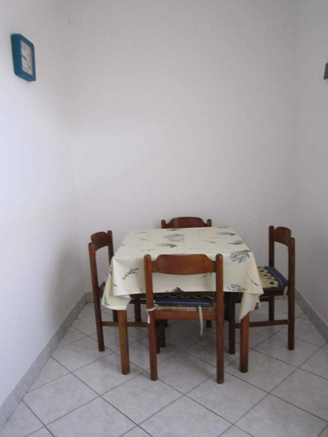 Apartmani Lukacic Biograd Na Moru Esterno foto